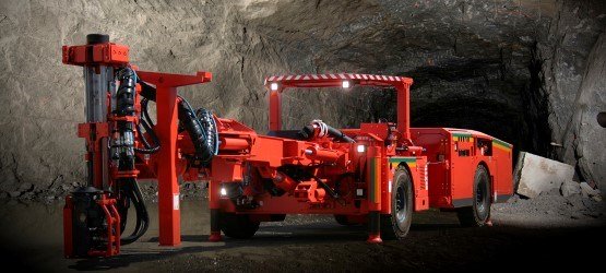 Sandvik DS211L-V rock support drill rig